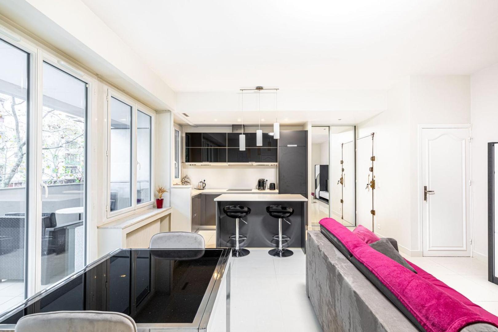 Guestready - Bright Charm With A Terrace Apartment *
